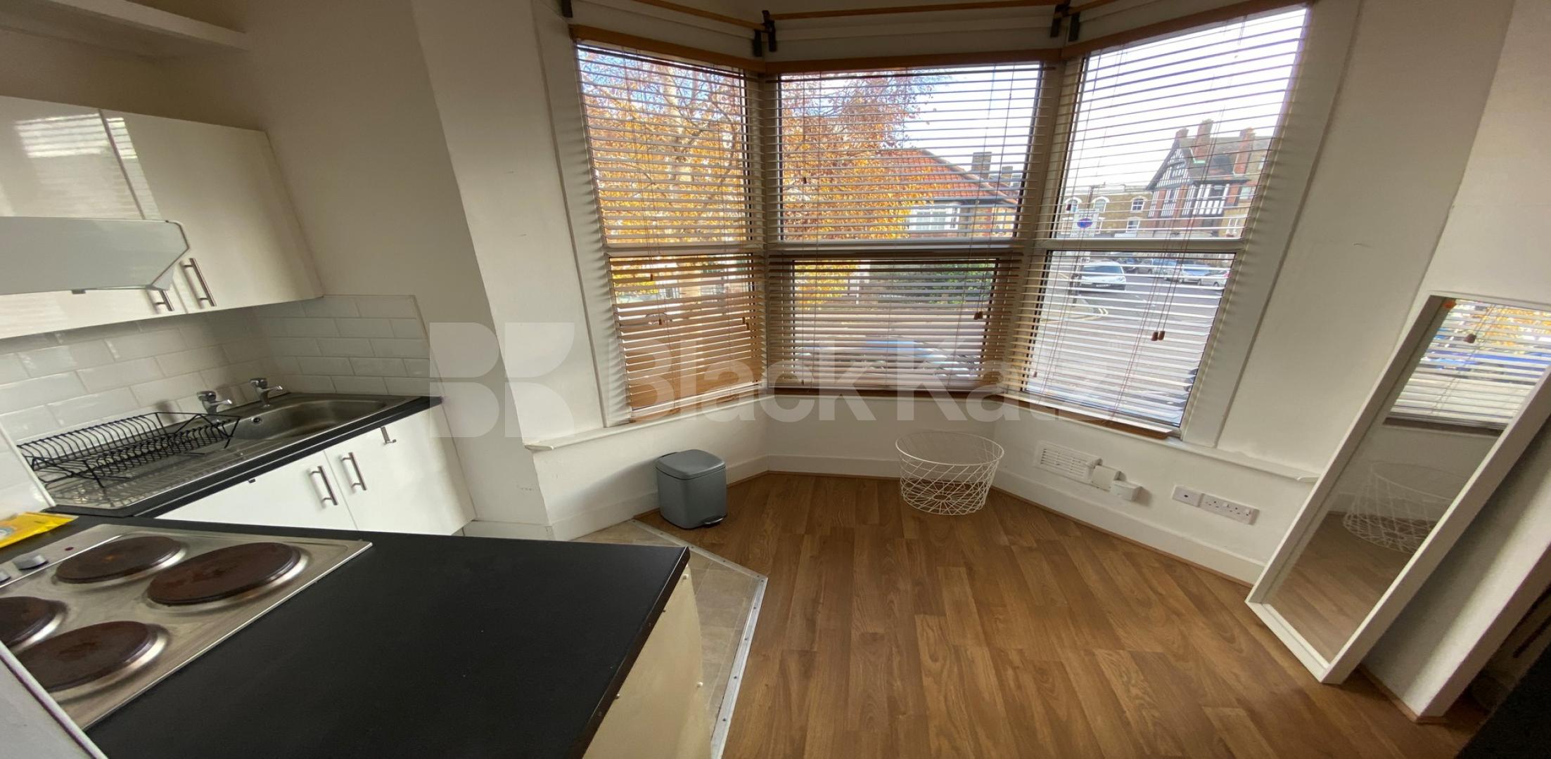 			Studio Apartment, 1 bath, 1 reception Studio			 Leconfield Road , NEWINGTON GREEN-CANONBURY